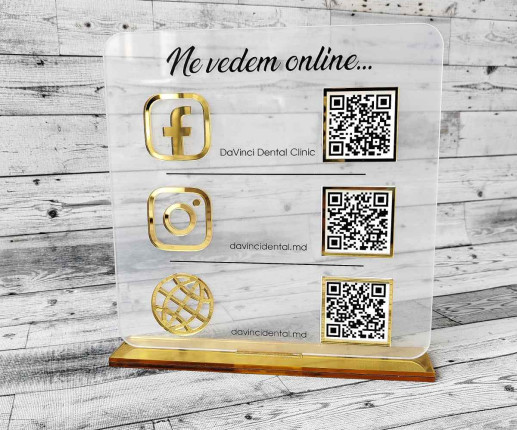 Display / Placi QR-cod din acril transparent mat cu aplicarea elementelor de acril image 3