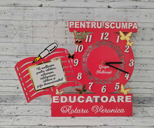 Ceas din lemn cu fluturasi din acril image 2