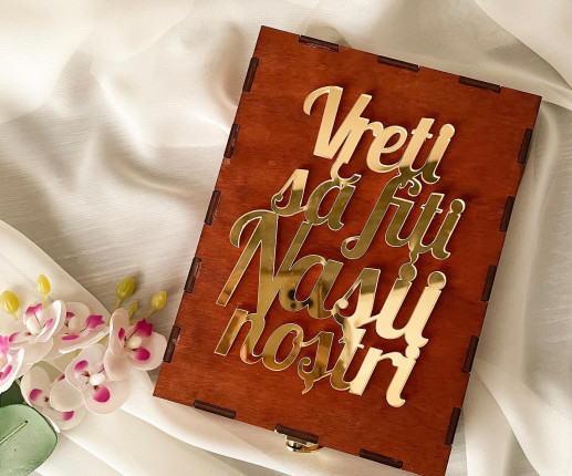 Invitatii pentru nunta din lemn cu cutie 1