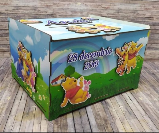 Cutie de dar pentru botez cu Winnie the Pooh