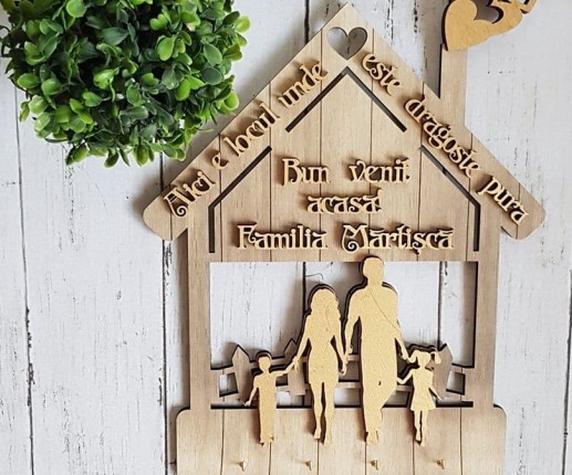 Ключница настенная - Семья