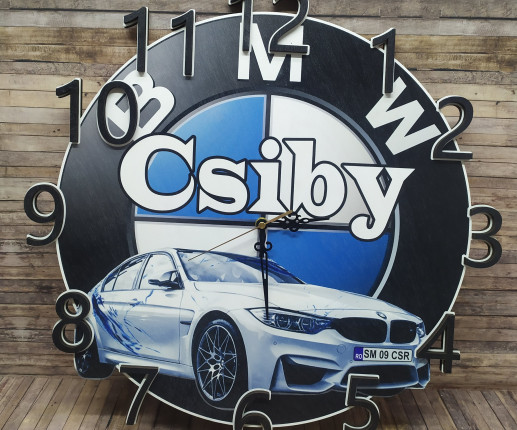 Ceas din lemn cu BMW