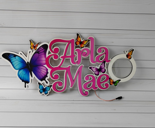 Led cu nume Fluturas