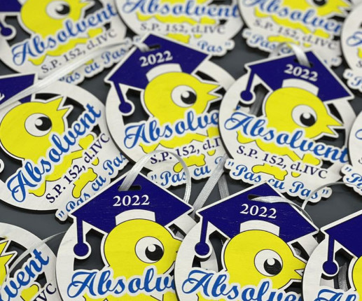 Medalii din lemn ,,Adio Gradiniță,, cu Puișor image 2