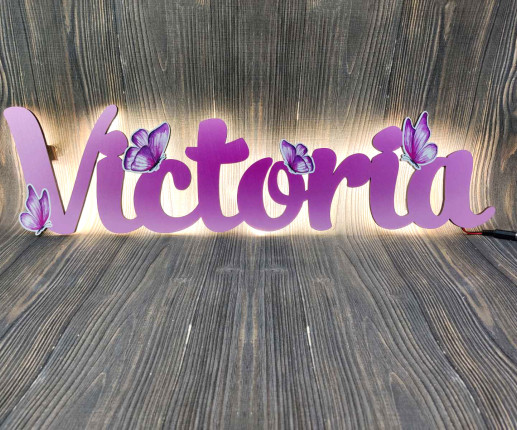 Led cu nume cu Fluturași