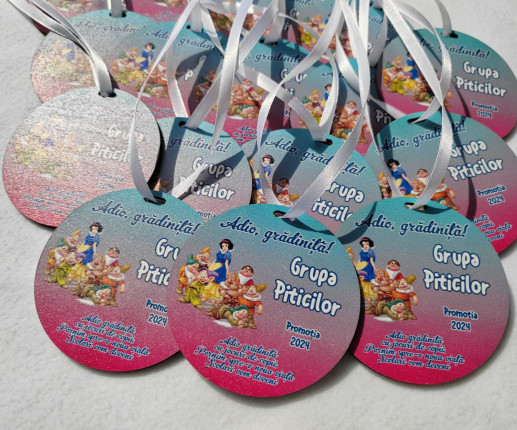 Medalii din lemn ,,Adio Gradiniță,, cu Pitici image 2