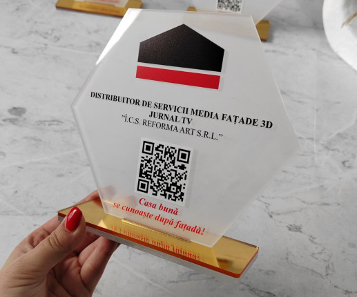 Trofeu personalizat hexagon image 2