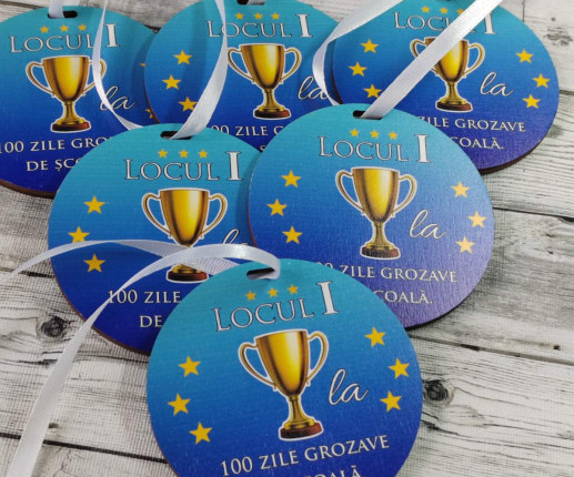 Medalii din lemn ,,100 zile grozave de scoală,, image 2