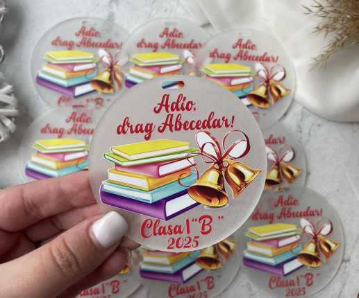 Medalii din pet ,, Absolvent,, cu Clopotei