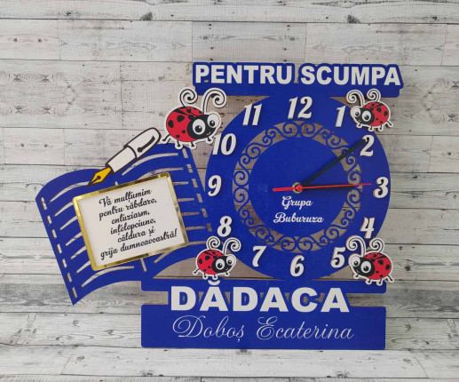 Ceas din lemn cu buburuza