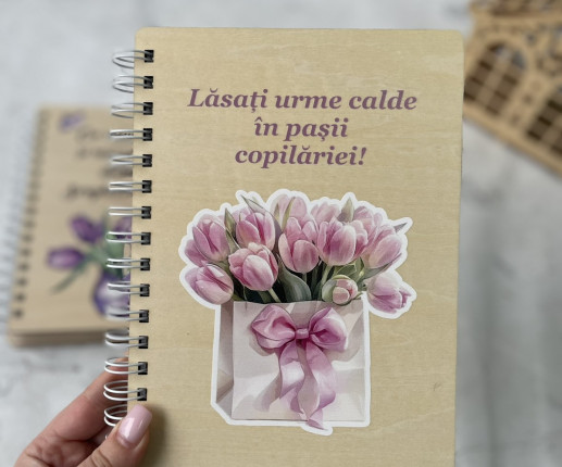 Блокнот из дерева с розовыми тюльпанами image 1