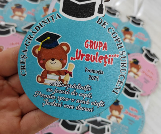 Medalii din lemn ,,Adio Gradiniță,, cu Ursulet image 3