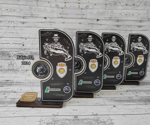 Trofeu personalizat pentru pescari