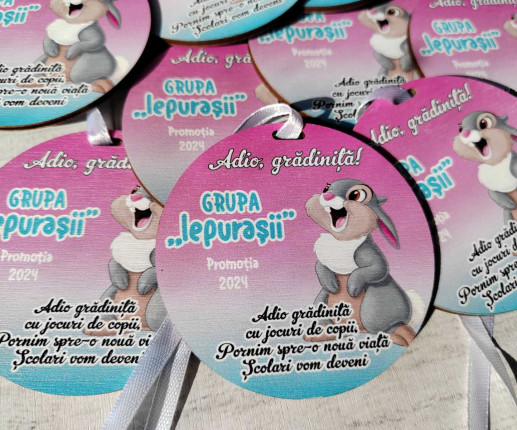 Medalii din lemn ,,Adio Gradiniță,, cu iepuras image 2