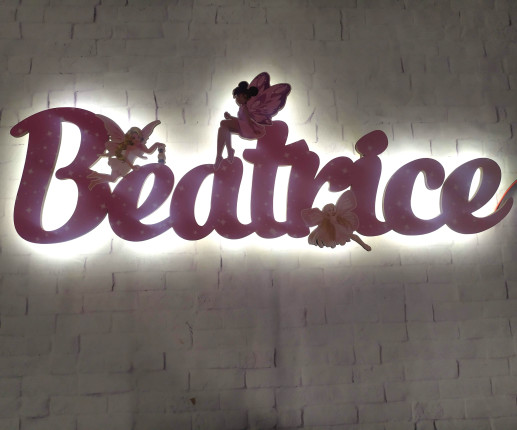 Led cu nume cu Zâne image 2