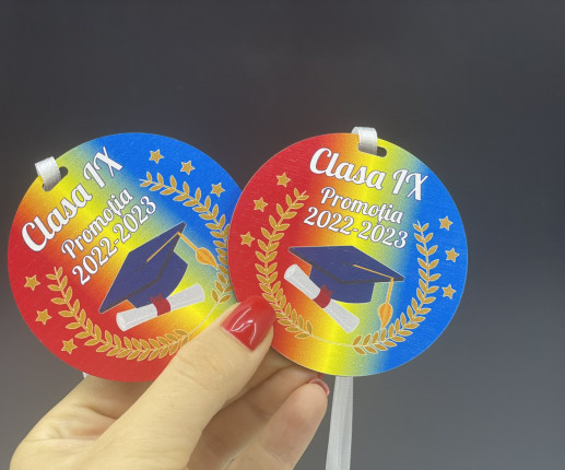 Medalii din lemn cu tocă