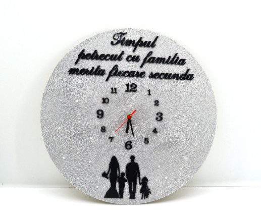 Ceas personalizat pentru familie 16