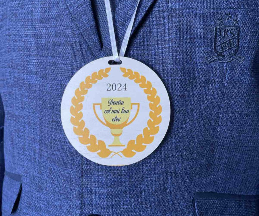 Medalii din lemn ,,Clasa I,, cu trofeu image 2