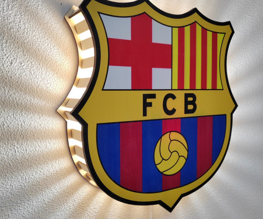 Veioza FCB image 2