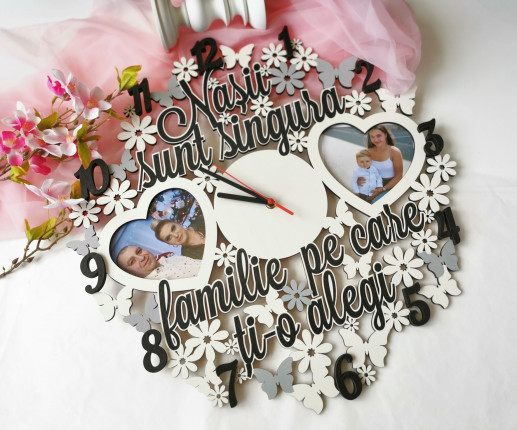 Ceasuri personalizate pentru nași