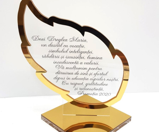 Trofeu în forma de ,,Pană,,