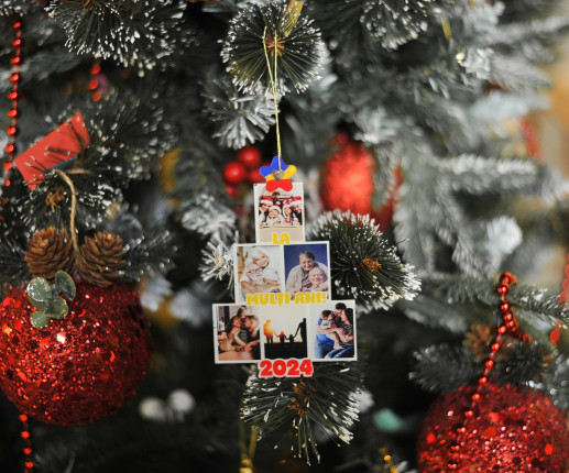 Jucarii pentru brad cu pozele familiei