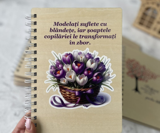 Деревянный блокнот с корзинкой цветов image 1