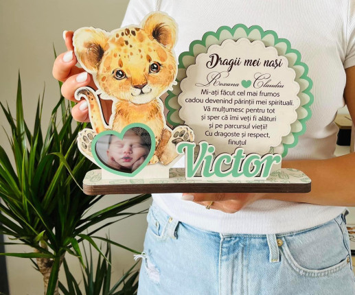 Trofeu personalizat din fanera cu  Leu