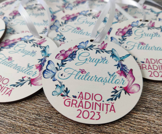 Medalii din lemn ,,Adio Gradiniță,, cu fluturaș image 2