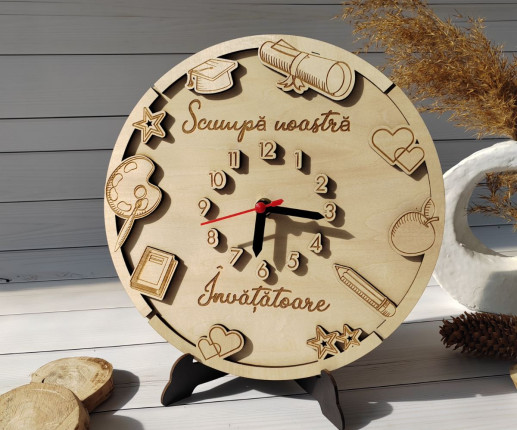 Ceas personalizat cu stativ