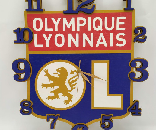 Ceas din lemn cu logou