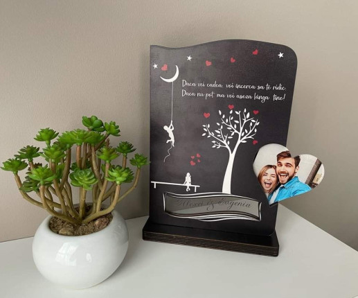 Trofeu personalizat cu pom si luna
