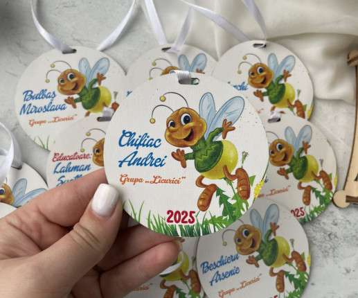 Medalii din lemn ,,Adio Gradiniță,, cu licurici