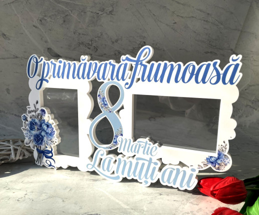 Rama foto ,,O primavara frumosa'' cu flori albastre