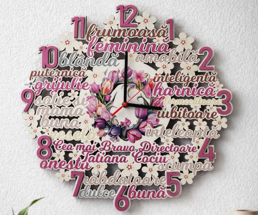 Ceas din lemn cu flori