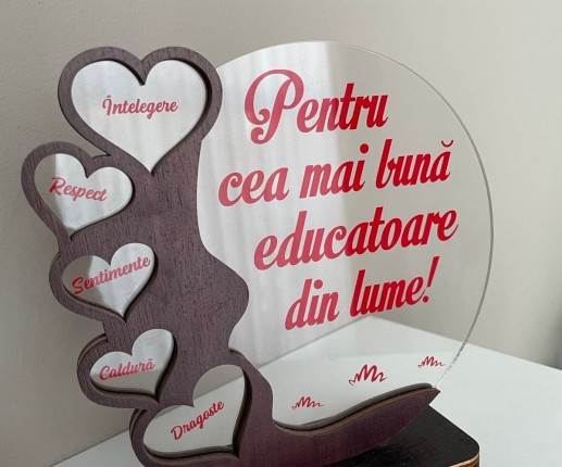 Trofeu personalizat cu Inimi