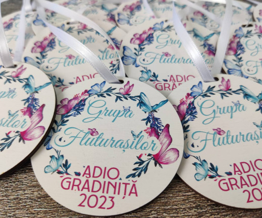 Medalii din lemn ,,Adio Gradiniță,, cu fluturaș image 3