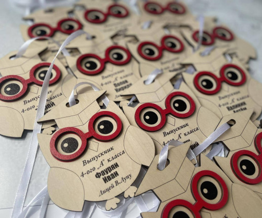 Medalii din lemn cu bufniță image 2