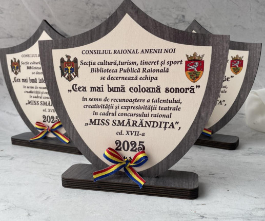 Trofeu in forma de scut