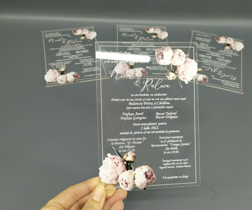 Invitatii pentru nunta cu bujori