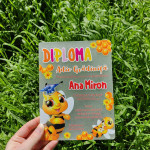 Diplomă din pet ,,Adio Gradiniță,, cu albinuță thumb-image 2