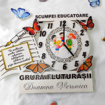 Ceas din lemn cu fluturasi thumb-image 2