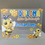 Diplomă din pet ,,Adio Gradiniță,, cu albinuță thumb-image 3