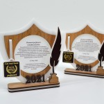 Trofeu personalizat cu medalie si pana thumb-image 3